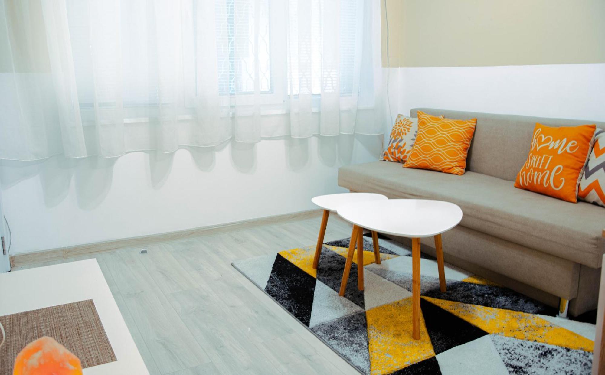 Апартамент Cozy Near Center *